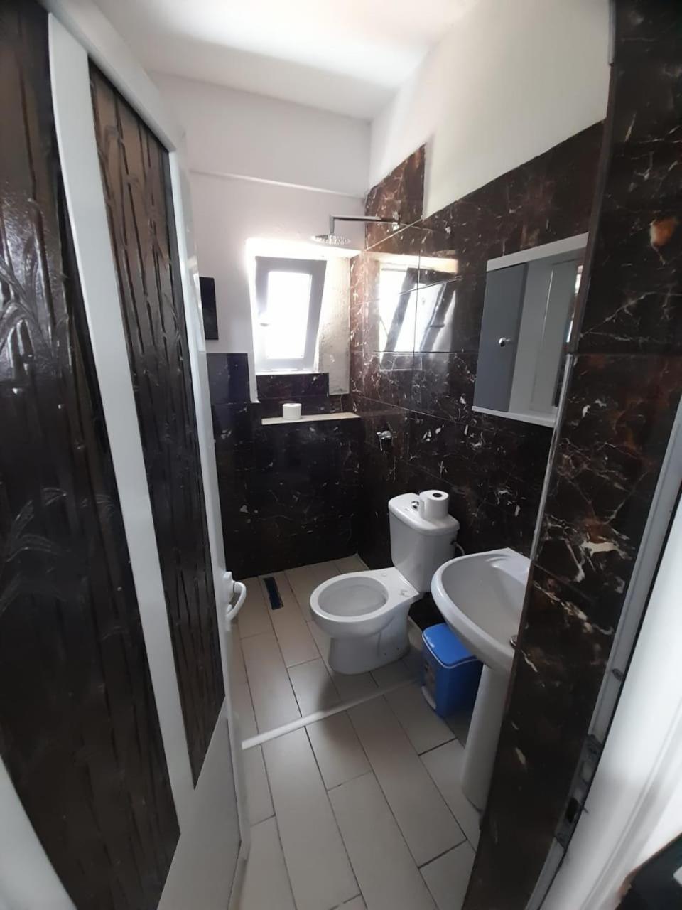 Rey Garden Villa Влёра Номер фото