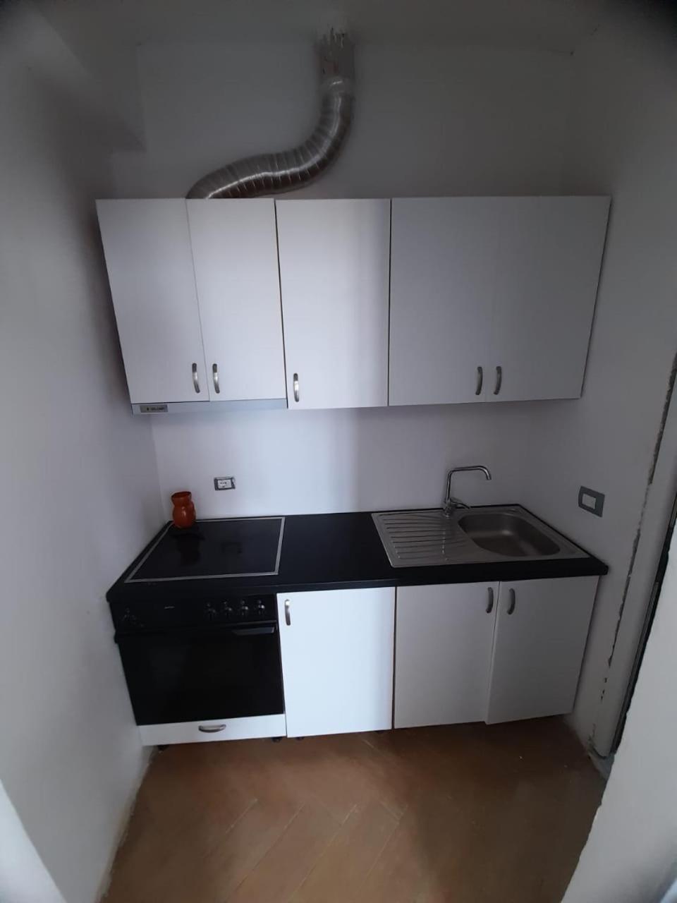 Rey Garden Villa Влёра Номер фото