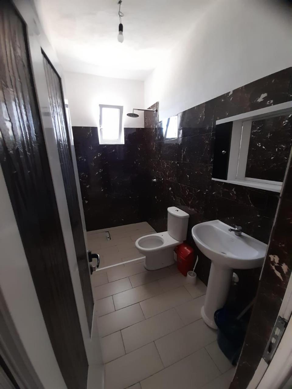 Rey Garden Villa Влёра Номер фото
